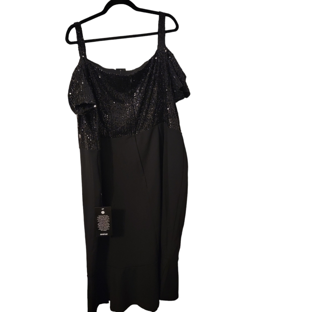 NWT Avenue cold shoulder sequin evening dress plus size 28.